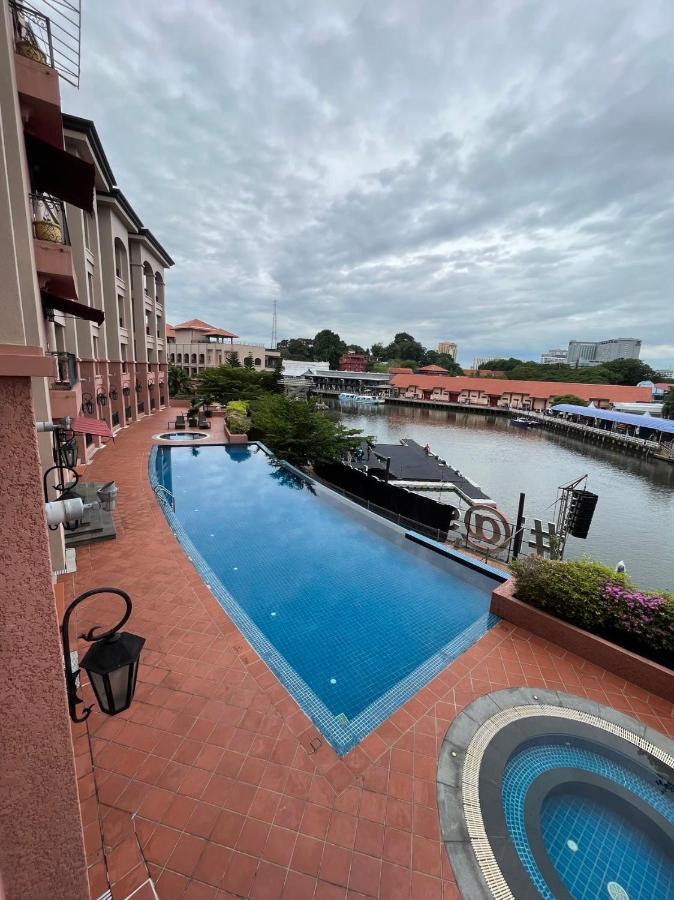 Casa Del Rio Residences Malacca Esterno foto